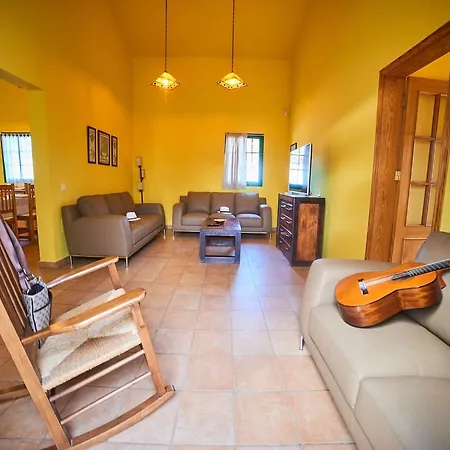 Spacious In La Oliva Dom wakacyjny *