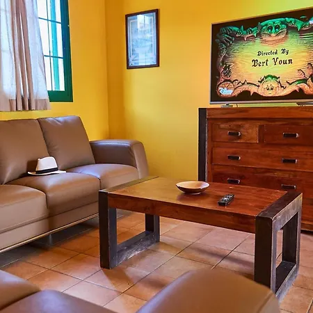 Spacious In La Oliva