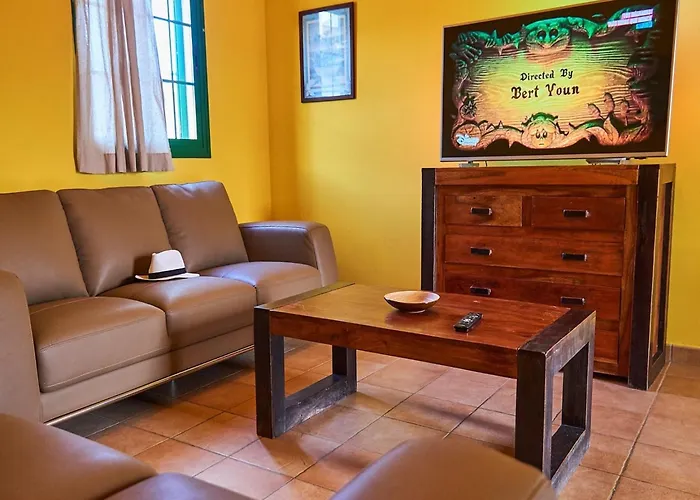 Spacious In La Oliva